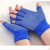 Love pro- 5 Pieces of Cotton+Acrylic Half-Finger Yoga Gloves, Non-Slip Yoga Gloves for Practicing Yoga, Open-Toed Gloves (Black. red. Blue. Gray. Purple) - Image 2