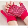 Love pro- 5 Pieces of Cotton+Acrylic Half-Finger Yoga Gloves, Non-Slip Yoga Gloves for Practicing Yoga, Open-Toed Gloves (Black. red. Blue. Gray. Purple) - Image 4