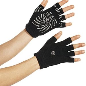Gaiam Grippy Yoga Gloves, Black/Grey