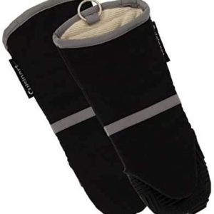 Cuisinart Silicone Oven Mitts, 2 Pack – Heat Resistant to 500 Degrees – Handle Hot Kitchen Items Safely – Non-Slip Silicone Grip Oven Gloves with Insulated Deep Pockets and Hanging Loop –Black