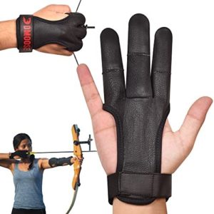 DMoose Archery Glove, Leather Gloves for Recurve & Compound Bow, Non-Slip Padded Tips for Grip Stability, Three Finger Protected Design Archery Finger tab, Archery Accessories for Men, Women & Youth
